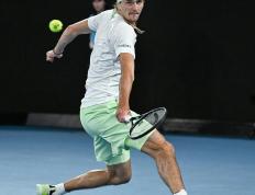 开云体育入口-包含澳网绝杀戴维斯杯，兹维列夫惊艳四座的词条