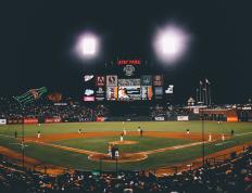 开云体育登录-伊斯坦布尔围城战，贝林厄姆单骑扛起英格兰十字旗