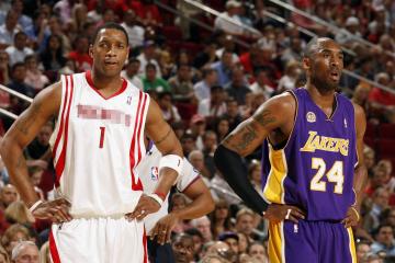 开云体育app-双星闪耀时，绿茵场与球台边的瞬间艺术