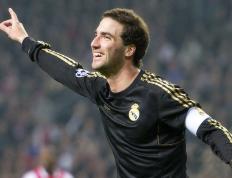 开云体育APP下载-友谊的边界，当巴西完胜比利时，C罗如何点燃另一种赛场