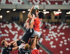 开云体育app-双战场，同一把火，西西帕斯鏖战法网，点燃的不只是红土