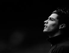 开云体育APP下载-阿尔卡拉斯扛旗，从温网草场到拉沃尔杯，一位00后如何扛起欧洲网球的未来