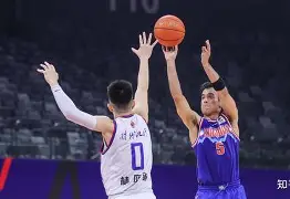 开云体育下载-阿恩斯堡绝杀对手，提前成功保级