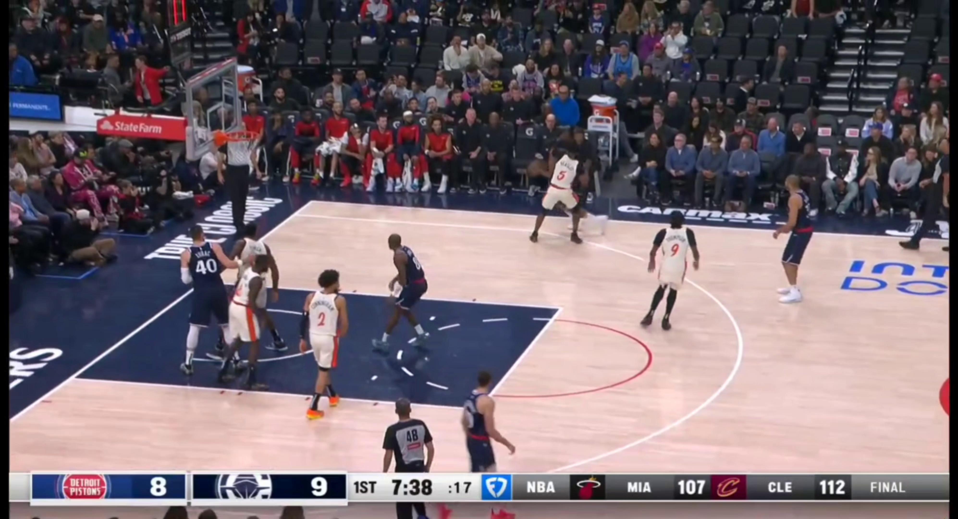 开云体育平台APP-包含火箭队惨败湖人,哈登与戴维斯的对决备受关注的词条