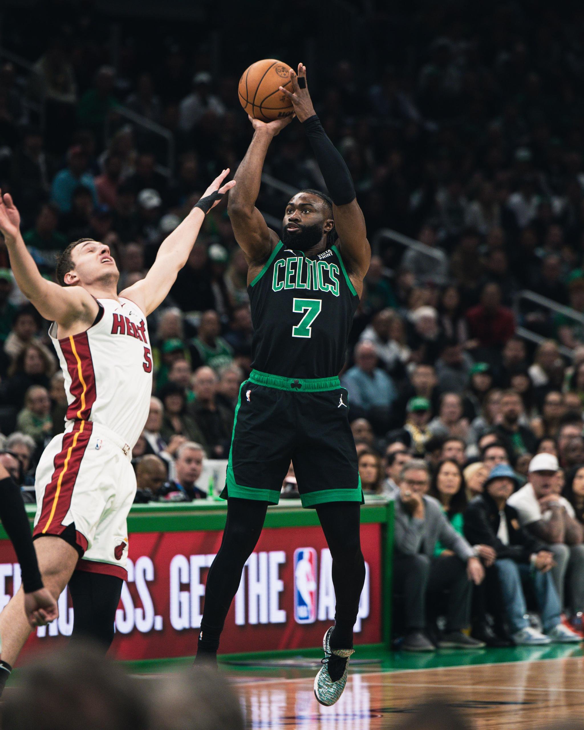 开云体育平台APP-热火胜凯尔特人,东部前四鏖战激烈