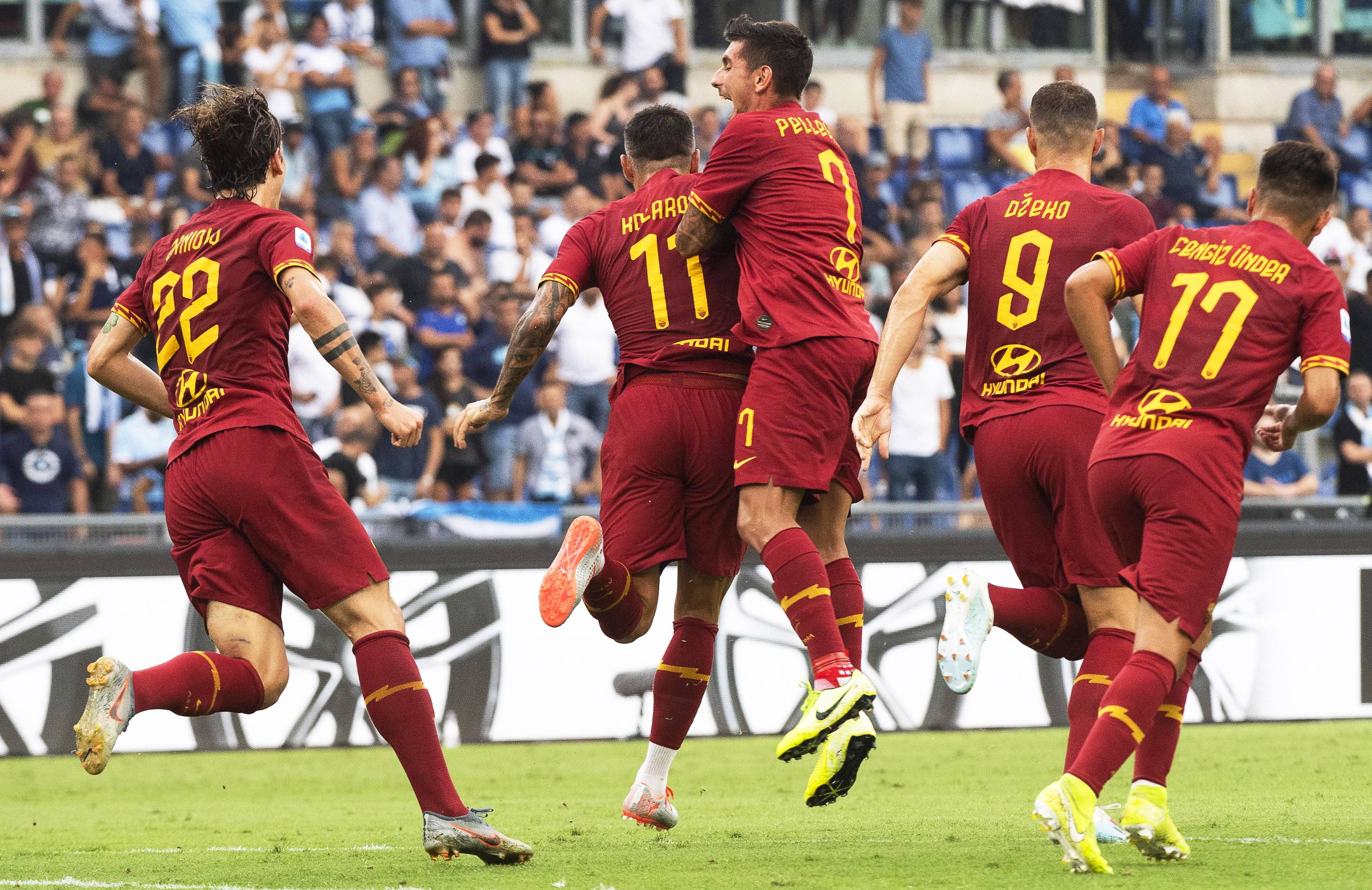 开云体育平台APP-包含尤文图斯主场逼平AC米兰,晋级形势复杂的词条