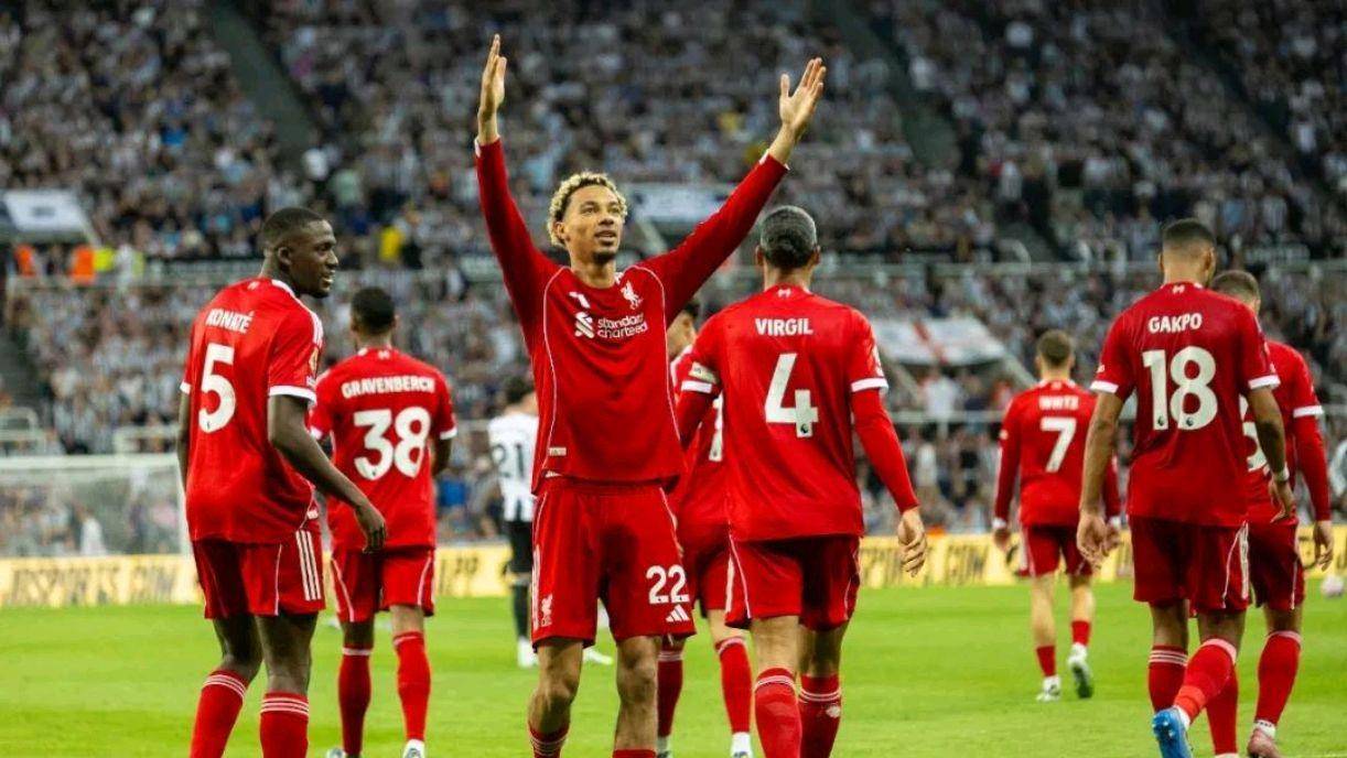 开云APP-利物浦负于劲敌，领跑位置岌岌可危