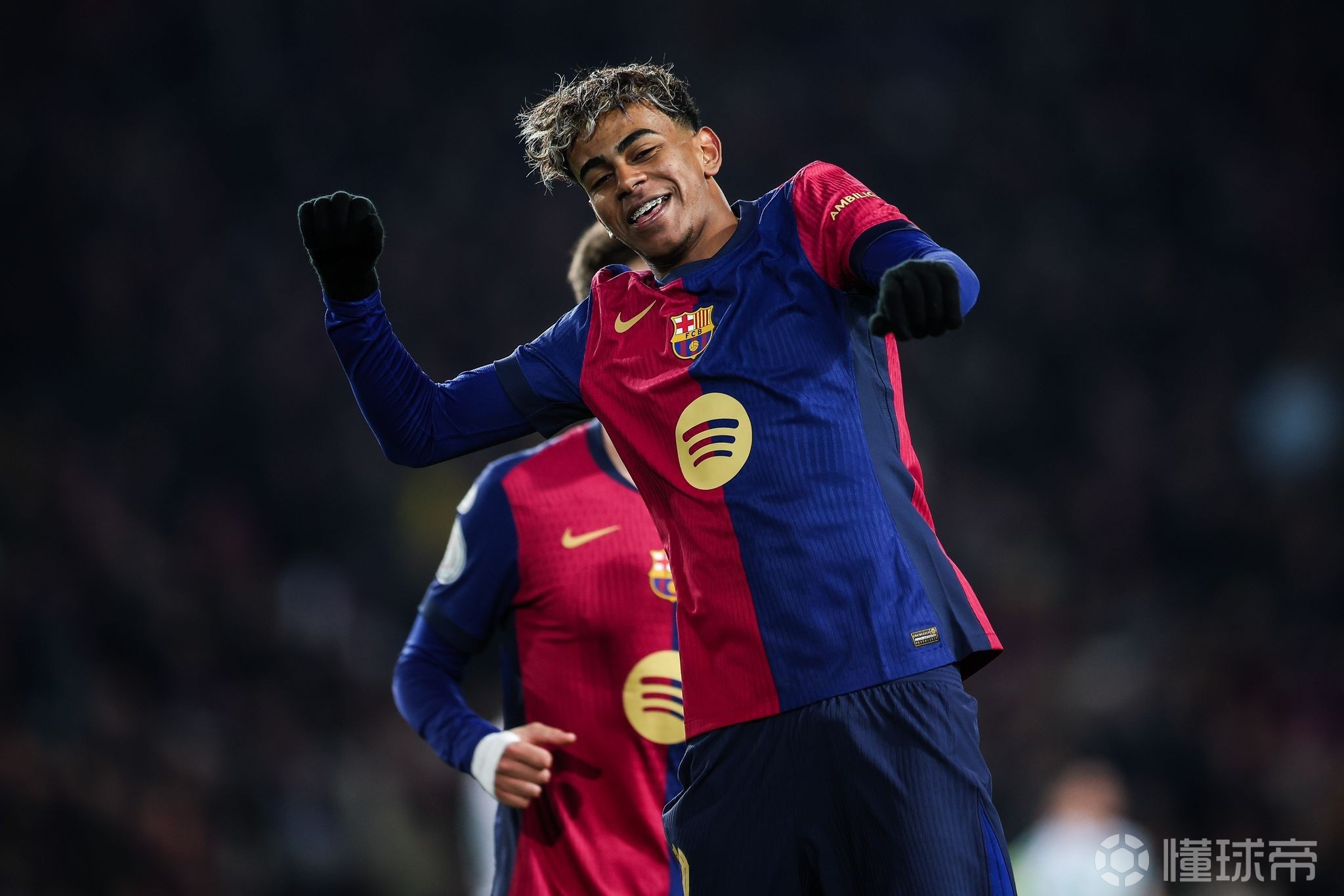 开云体育-巴萨前锋发挥出色，射入关键进球的简单介绍