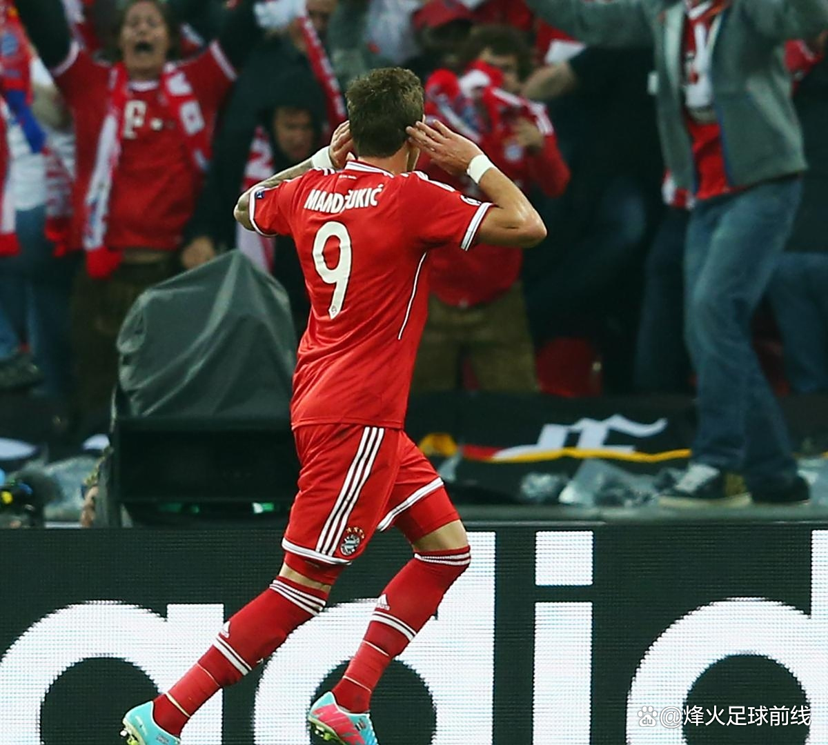 开云体育官网-拜仁慕尼黑中场接连伤退，影响比赛进程的简单介绍